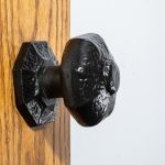 Oktagonāls lieta čuguna rokturis durvīm Sīkattēls